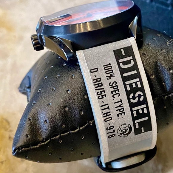 Diesel DZ1931 MS9 Three-Hand 44mm Men’s Watch - Picture 5 of 7